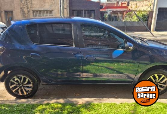 Autos - Renault Sandero intens garantía p 2023 Nafta 58000Km - En Venta