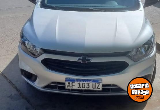 Autos - Chevrolet Onix Joy Black 2021 Nafta 75000Km - En Venta