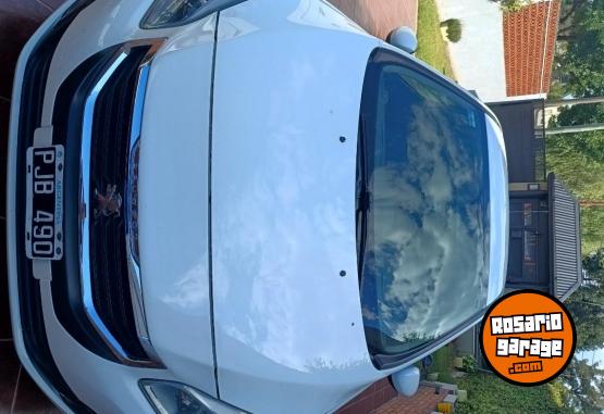 Autos - Peugeot 308 active 2015 Nafta 95000Km - En Venta