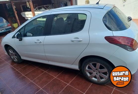 Autos - Peugeot 308 active 2015 Nafta 95000Km - En Venta