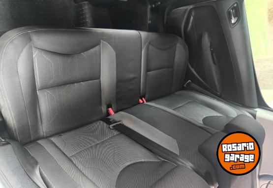 Autos - Peugeot 308 active 2015 Nafta 95000Km - En Venta