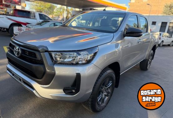 Camionetas - Toyota HILUX SR 2025 Diesel 1Km - En Venta