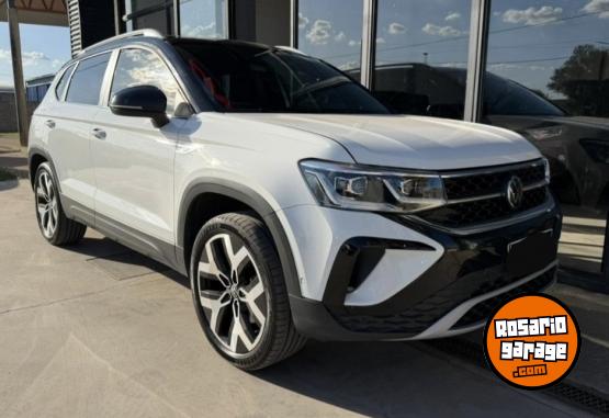 Autos - Volkswagen Taos highline 2024 Nafta 36000Km - En Venta