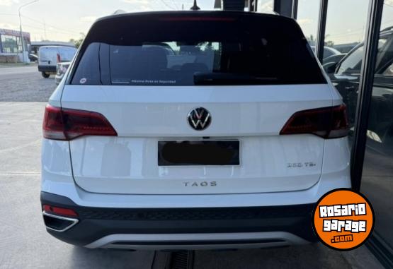 Autos - Volkswagen Taos highline 2024 Nafta 36000Km - En Venta