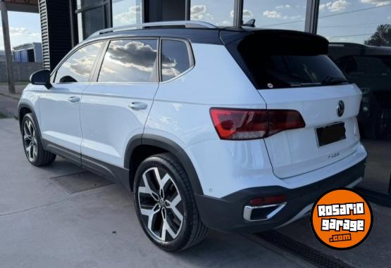 Autos - Volkswagen Taos highline 2024 Nafta 36000Km - En Venta