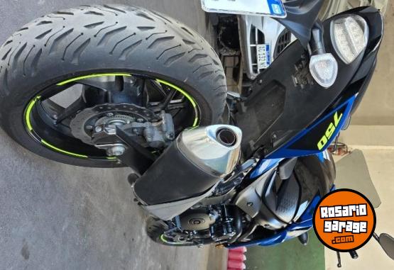 Motos - Suzuki GSX750S 2024 Nafta 14000Km - En Venta