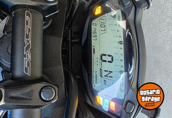Motos - Suzuki GSX750S 2024 Nafta 14000Km - En Venta