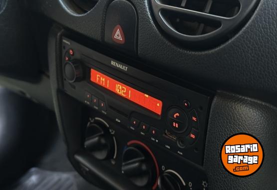 Utilitarios - Renault Kangoo 2016 GNC 120000Km - En Venta