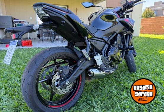Motos - Kawasaki Z650 2023 Nafta 9000Km - En Venta