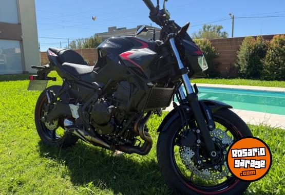Motos - Kawasaki Z650 2023 Nafta 9000Km - En Venta