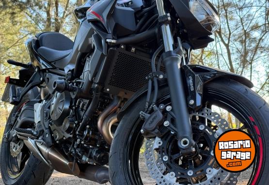 Motos - Kawasaki Z650 2023 Nafta 9000Km - En Venta