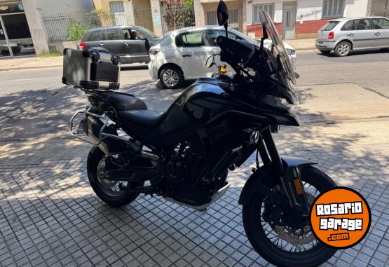 Motos - CF 800 Explorer 2025 Nafta 8300Km - En Venta