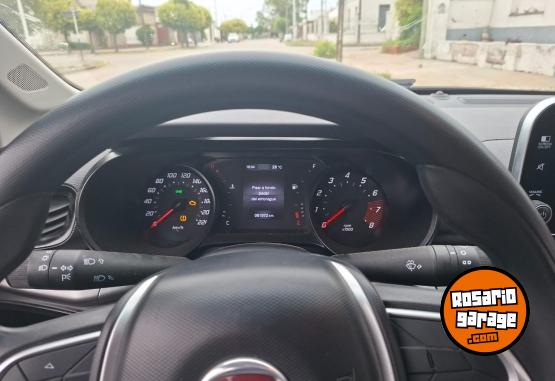 Autos - Fiat Cronos, pack conectividad 2020 Nafta 62000Km - En Venta