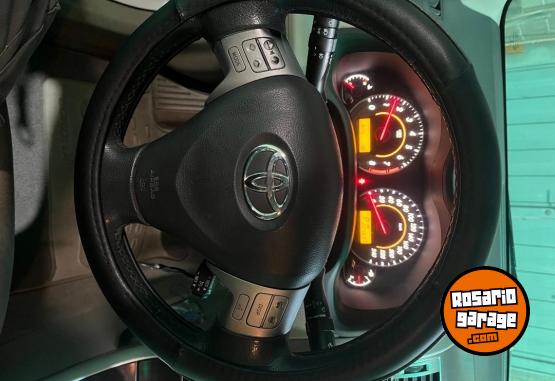 Autos - Toyota Corolla 2012 Nafta 228000Km - En Venta