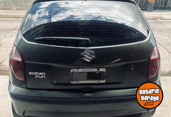 Autos - Suzuki FUN 2010 Nafta 140000Km - En Venta