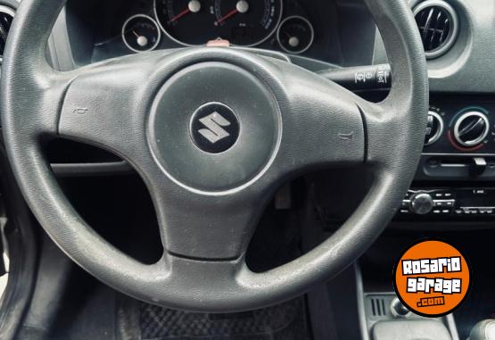 Autos - Suzuki FUN 2010 Nafta 140000Km - En Venta