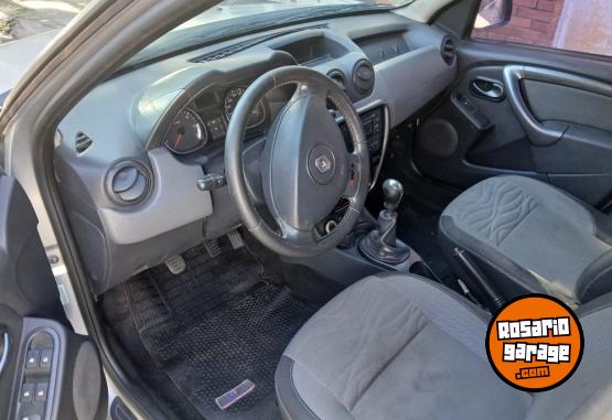 Camionetas - Renault Duster 2.0 4x4 2013 Nafta 125000Km - En Venta