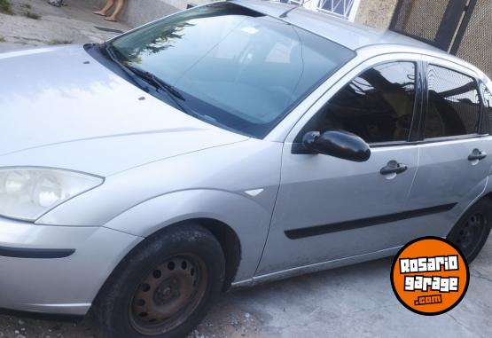 Autos - Ford Focus 2004 GNC 224000Km - En Venta