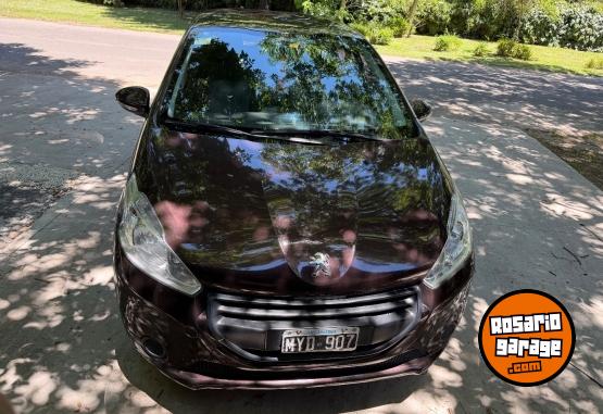 Autos - Peugeot 208 Active 2013 Nafta 105000Km - En Venta