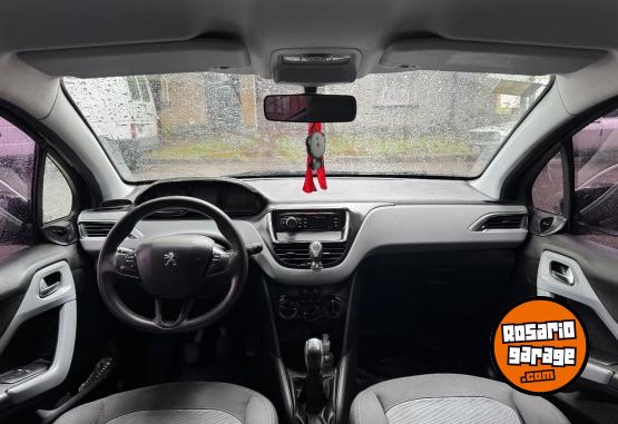 Autos - Peugeot 208 Active 2013 Nafta 105000Km - En Venta