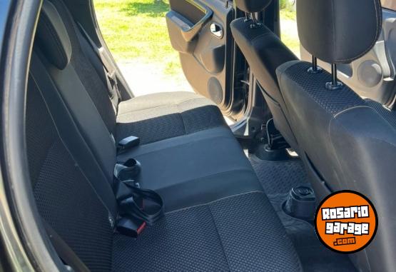 Autos - Renault Duster 2019 Nafta 78500Km - En Venta