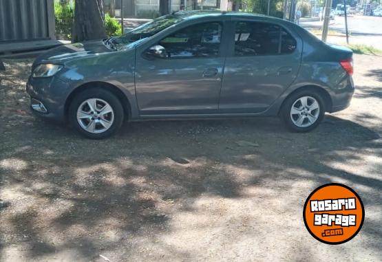 Autos - Renault Logan 2016 GNC 120000Km - En Venta