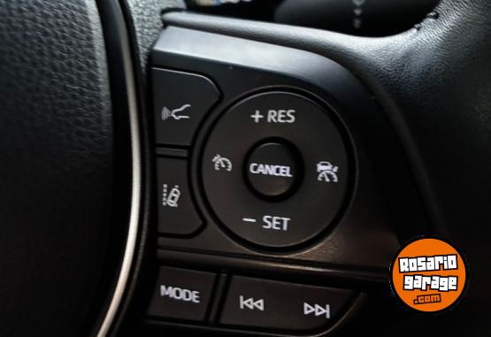 Autos - Toyota COROLLA HYBRID 2024 Electrico / Hibrido 47500Km - En Venta