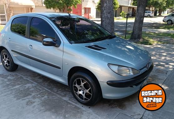 Autos - Peugeot 206 2002 Diesel 224000Km - En Venta