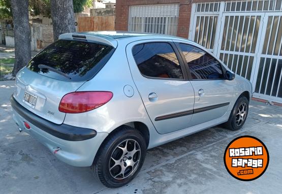 Autos - Peugeot 206 2002 Diesel 224000Km - En Venta