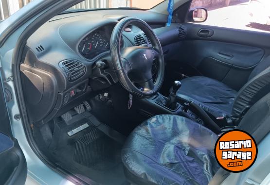 Autos - Peugeot 206 2002 Diesel 224000Km - En Venta