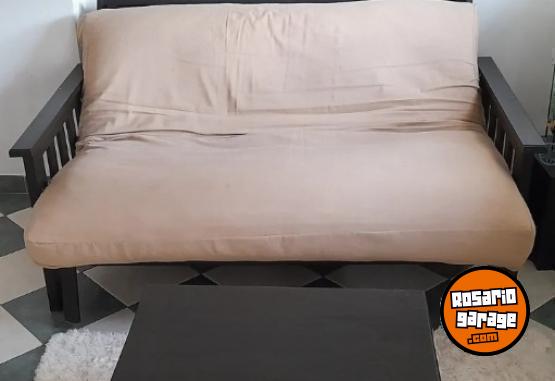 Hogar - FUTON DE GUATAMBU MACIZO LUSTRADO(LEER). - En Venta
