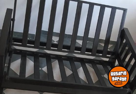 Hogar - FUTON DE GUATAMBU MACIZO LUSTRADO(LEER). - En Venta
