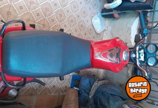 Motos - Guerrero Urban 150 2017 Nafta 17600Km - En Venta
