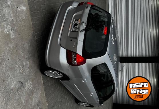 Autos - Honda Fit 2006 Nafta 140000Km - En Venta