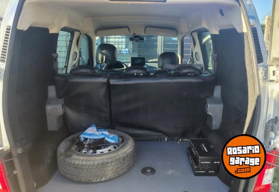 Utilitarios - Citroen Berlingo 5 as hdi 2021 Diesel 73000Km - En Venta