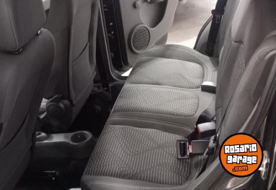 Autos - Fiat Palio Attractive 2013 Nafta 63500Km - En Venta