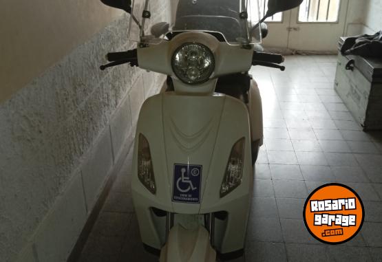 Motos - Otra marca Trisiclo 2023 Electrico / Hibrido 11Km - En Venta