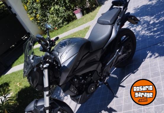 Motos - Bajaj Dominar 400 2023 Nafta 9500Km - En Venta