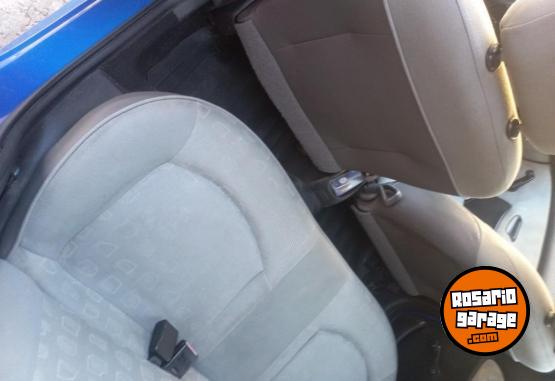 Autos - Peugeot 206 2005 Diesel 180000Km - En Venta