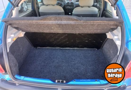 Autos - Peugeot 206 2005 Diesel 180000Km - En Venta