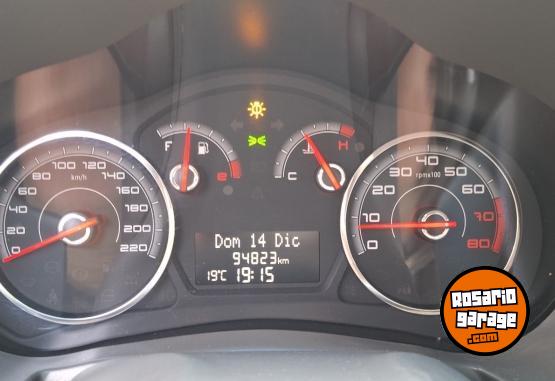 Autos - Fiat Essence 1.6 2015 Nafta 94000Km - En Venta