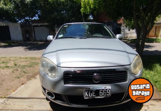 Autos - Fiat Siena 2011 GNC 205000Km - En Venta