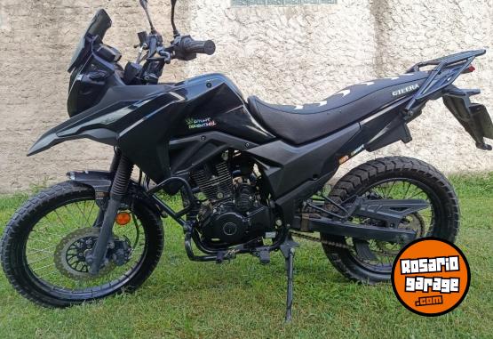 Motos - Gilera Adventur 200 2022 Nafta 11000Km - En Venta