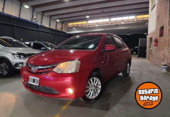 Autos - Toyota Etios XLS 1.5 M/T 2014 Nafta 122000Km - En Venta