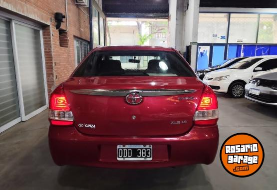 Autos - Toyota Etios XLS 1.5 M/T 2014 Nafta 122000Km - En Venta