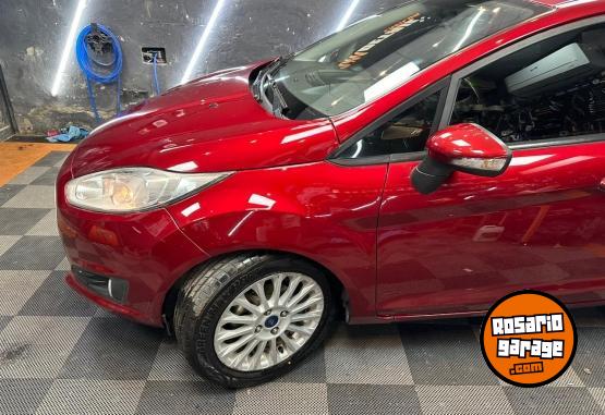 Autos - Ford kinetic 2015 Nafta 125000Km - En Venta