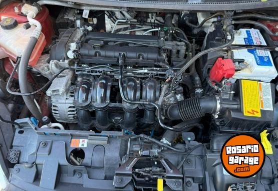 Autos - Ford kinetic 2015 Nafta 125000Km - En Venta