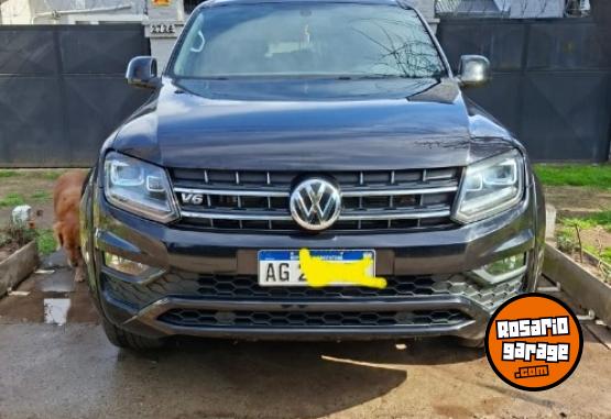 Camionetas - Volkswagen Amarok.black style 2023 Diesel 5000Km - En Venta