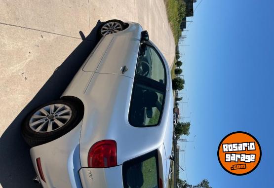 Autos - Volkswagen Fox 2011 GNC 140000Km - En Venta