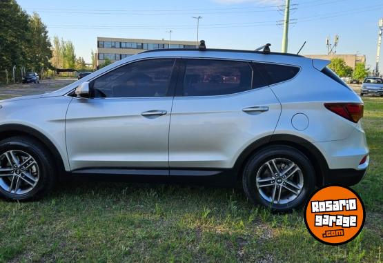 Camionetas - Hyundai SANTA FE 2.4 SORENTO 2017 Nafta 137000Km - En Venta